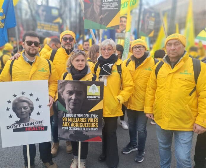 Coldiretti di Arezzo a Bruxelles contro le pazzie della Von Der Leyen