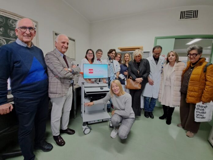 Neurologia, un nuovo elettromiografo da Calcit e associazione Alice