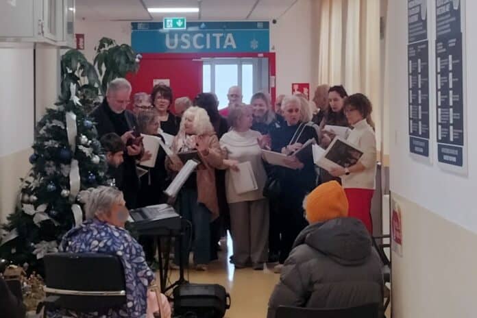 Ospedale della Valtiberina, concerto di Natale in Medicina Interna