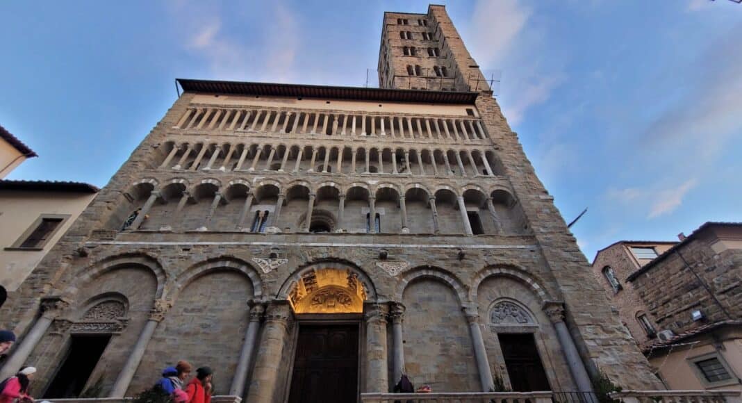 Concluso il restauro della facciata della Pieve di Santa Maria