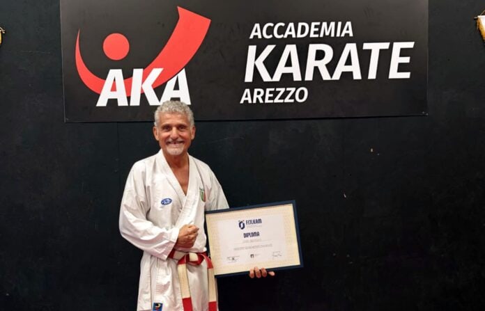 Enzo Bertocci ha ricevuto la qualifica di Maestro Benemerito di karate