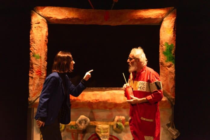 Domenica al Teatro di Bibbiena: “Strane favole di viaggi nel tempo”