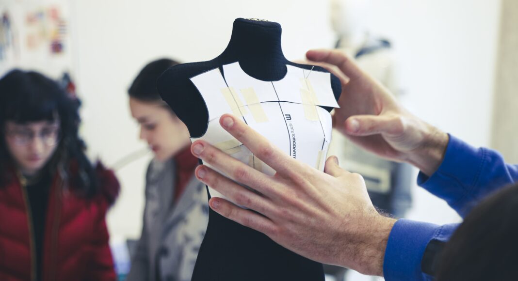 Al Salone dello Studente di Arezzo la Robotica applicata al fashion