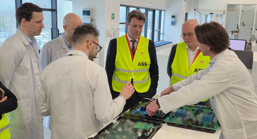 Ambasciatore Svizzero Balzaretti in visita alla ABB di San Giovanni