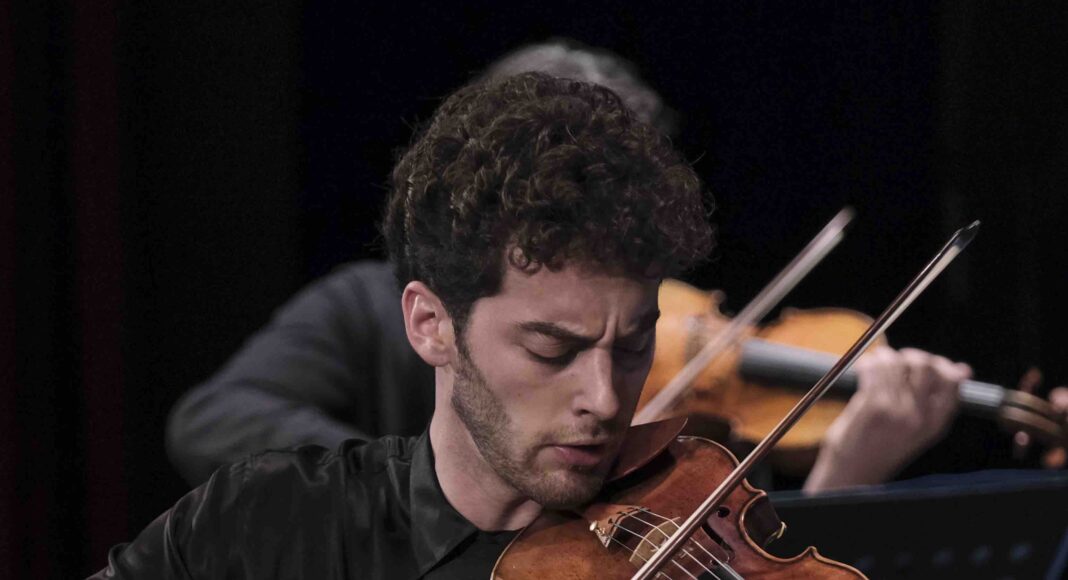 Il violinista Giovanni Andrea Zanon alla Cerimonia delle Olimpiadi
