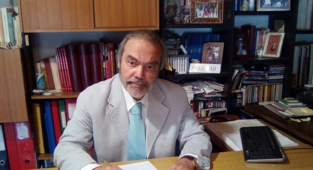 Tavolo di lavoro Casa Giorgi