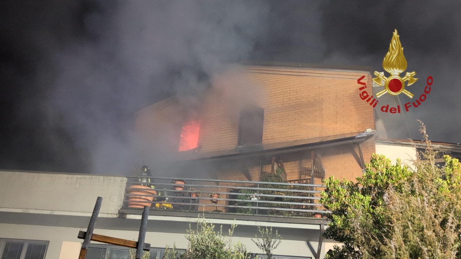 vvf-incendio-appartamento