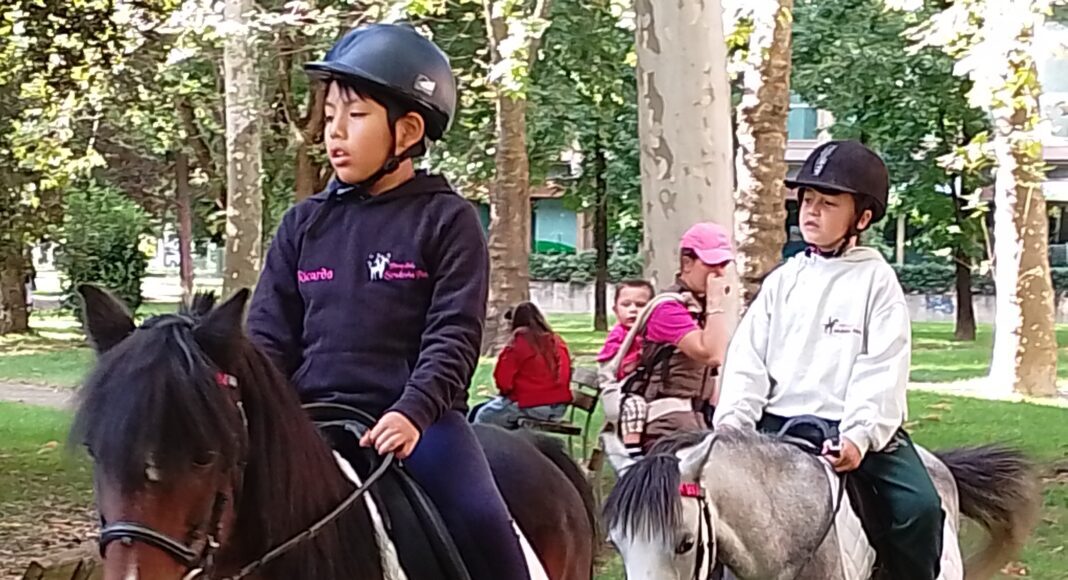 Alla scoperta del parco Giotto in sella ad un pony