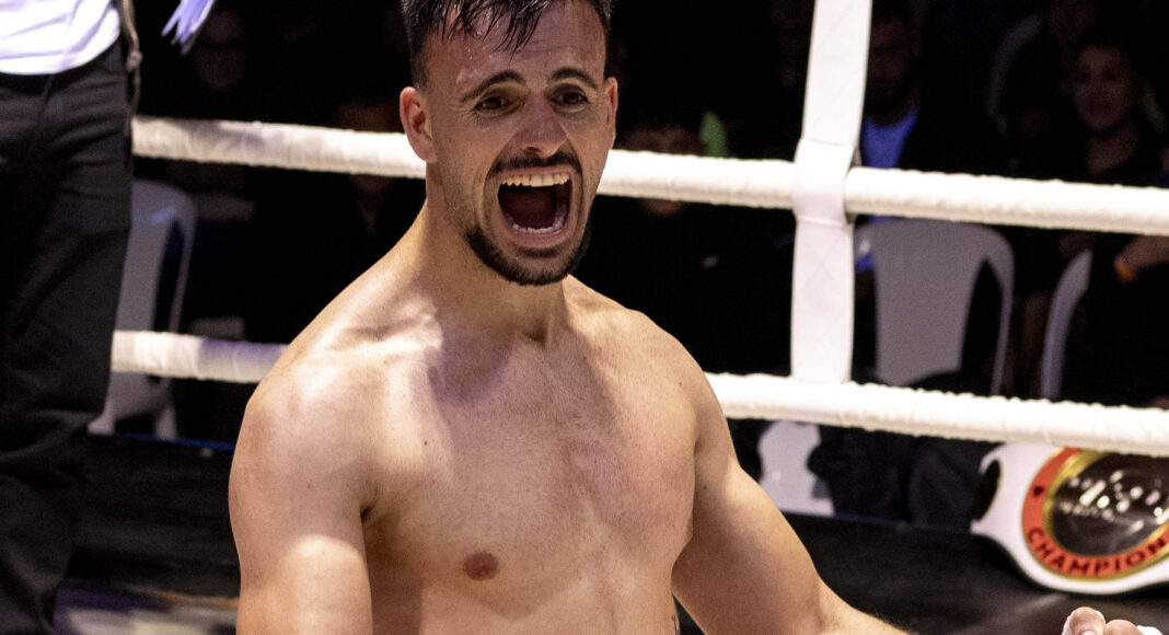 Antonio Baiculescu, Team Jakini, è campione dei Balcani di kickboxing