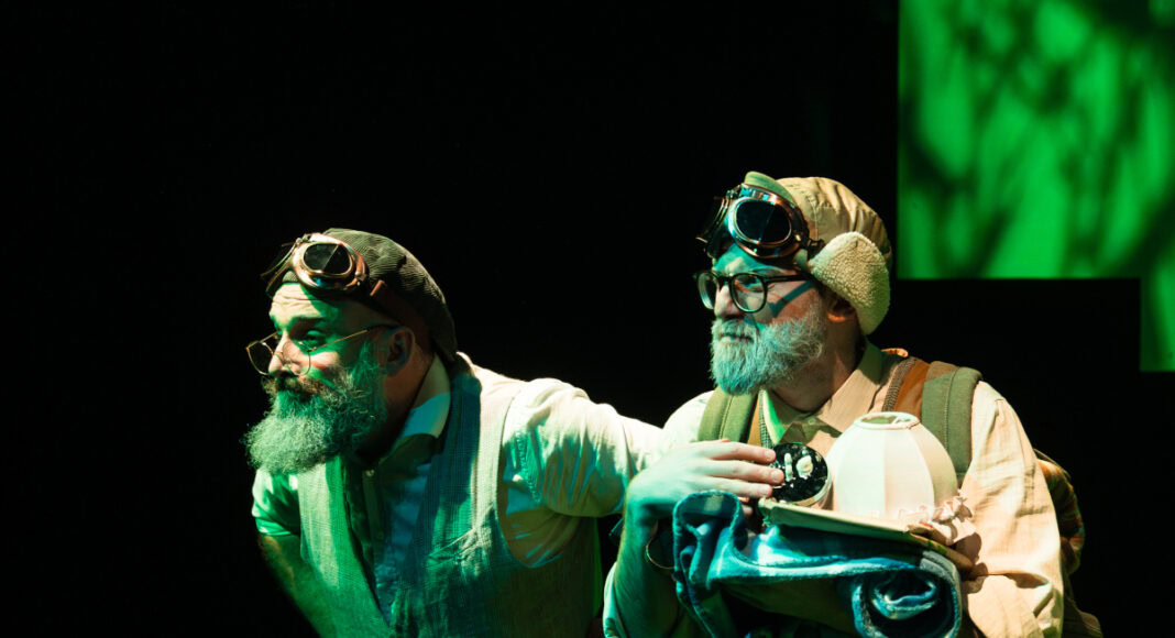 la compagnia Hangar Teatri con “Bob&Singer: missione natura!”,