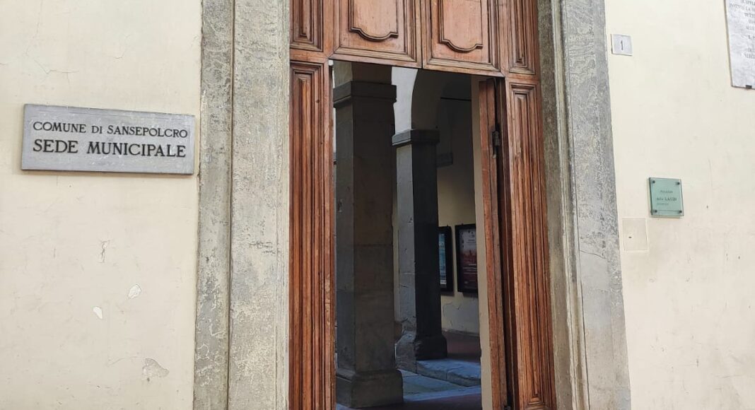 Palazzo delle Laudi ingresso Comune Sansepolcro