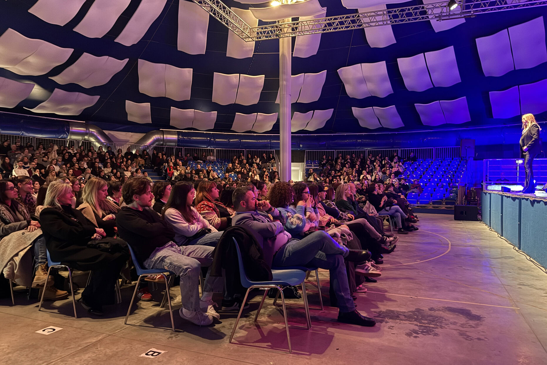 ROBERTA BRUZZONE - AMAMI DA MORIRE