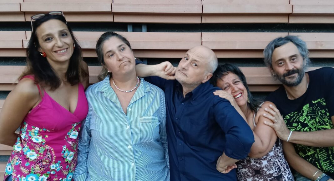 Teatro di Tegoleto in scena lo spettacolo Sotto a chi tocca