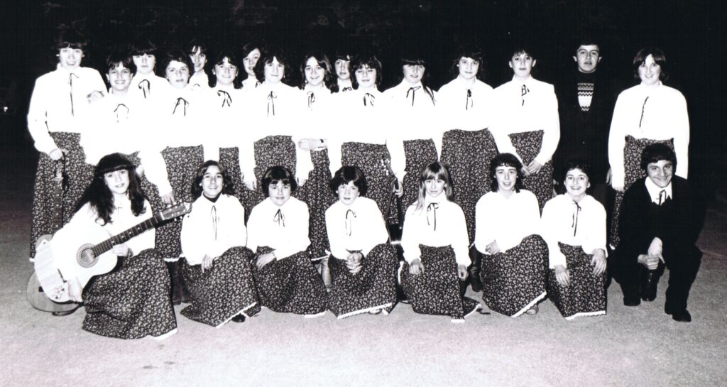 Casentino il Coro Femminile Luciano Ghelli compie 50 anni Casentino il Coro Femminile Luciano Ghelli