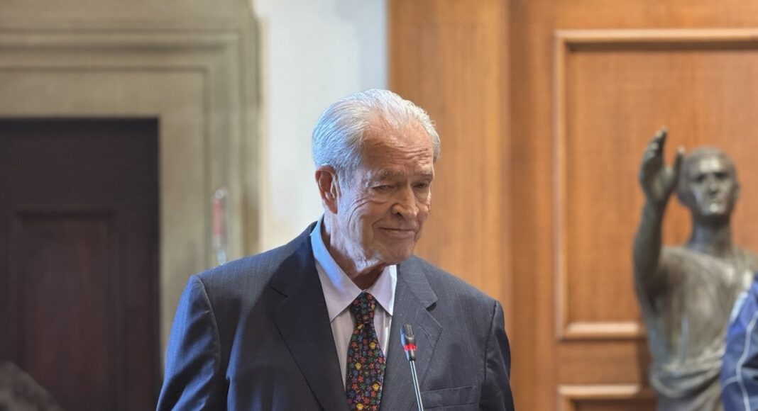 Castiglio Fiorentino Cittadinanza Onoraria a Renato Galletti