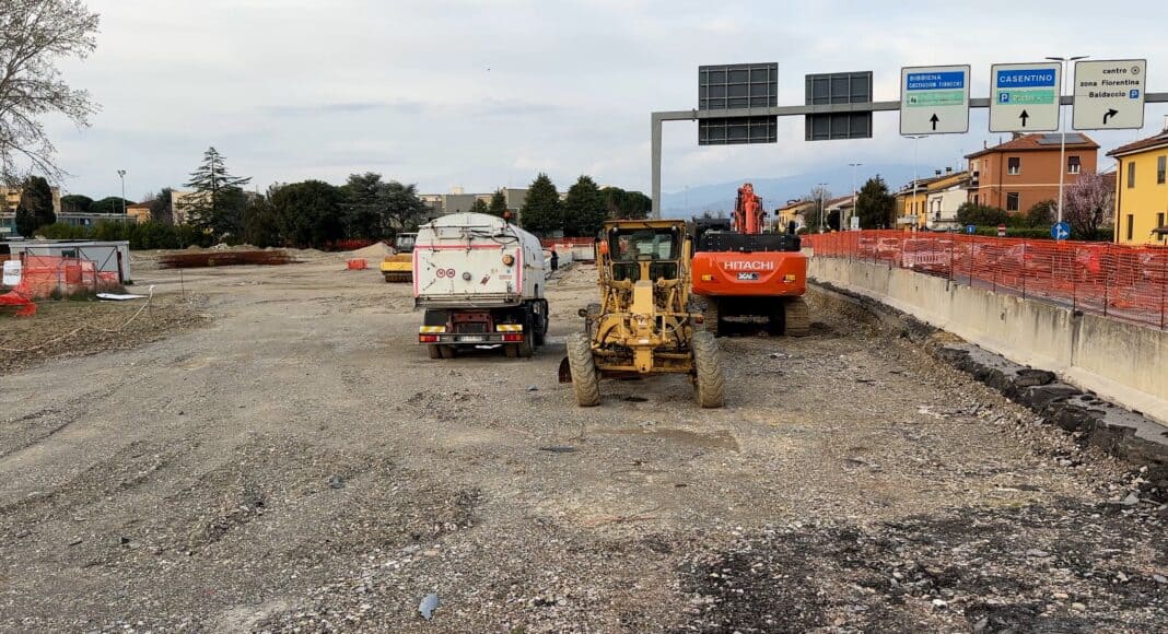 Il cantiere infinito di Via Fiorentina è costato 15 milioni di euro