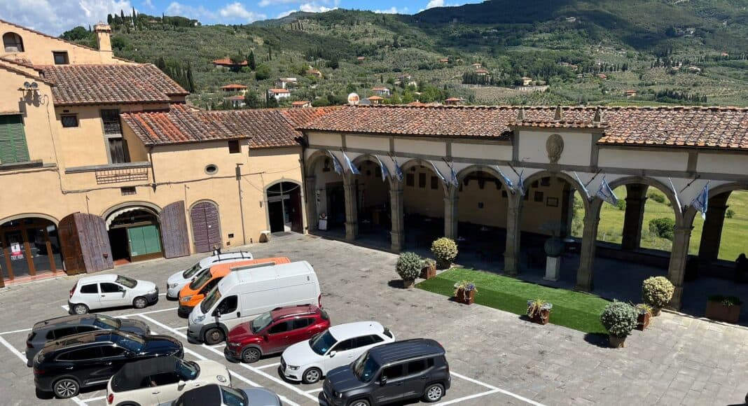 Castiglion Fiorentino Restyling e disco orario in Piazza Municipio