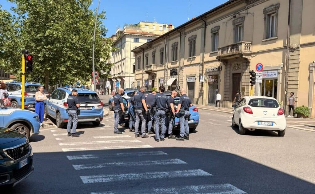 Scoppia una rissa in via Veneto a Campo di Marte