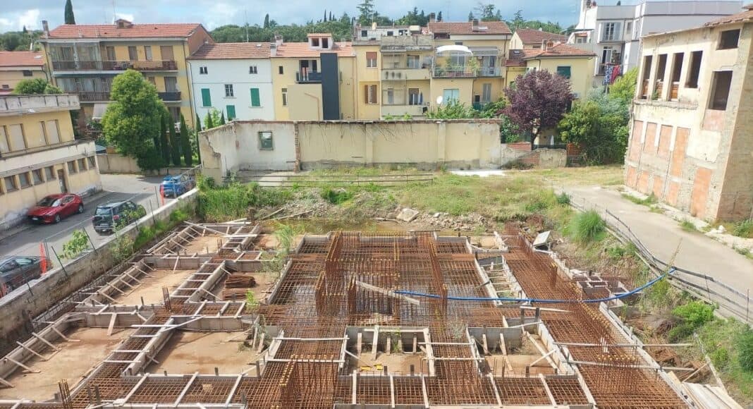 PD Arezzo irrisolti i problemi igienico-sanitari di Via Filzi