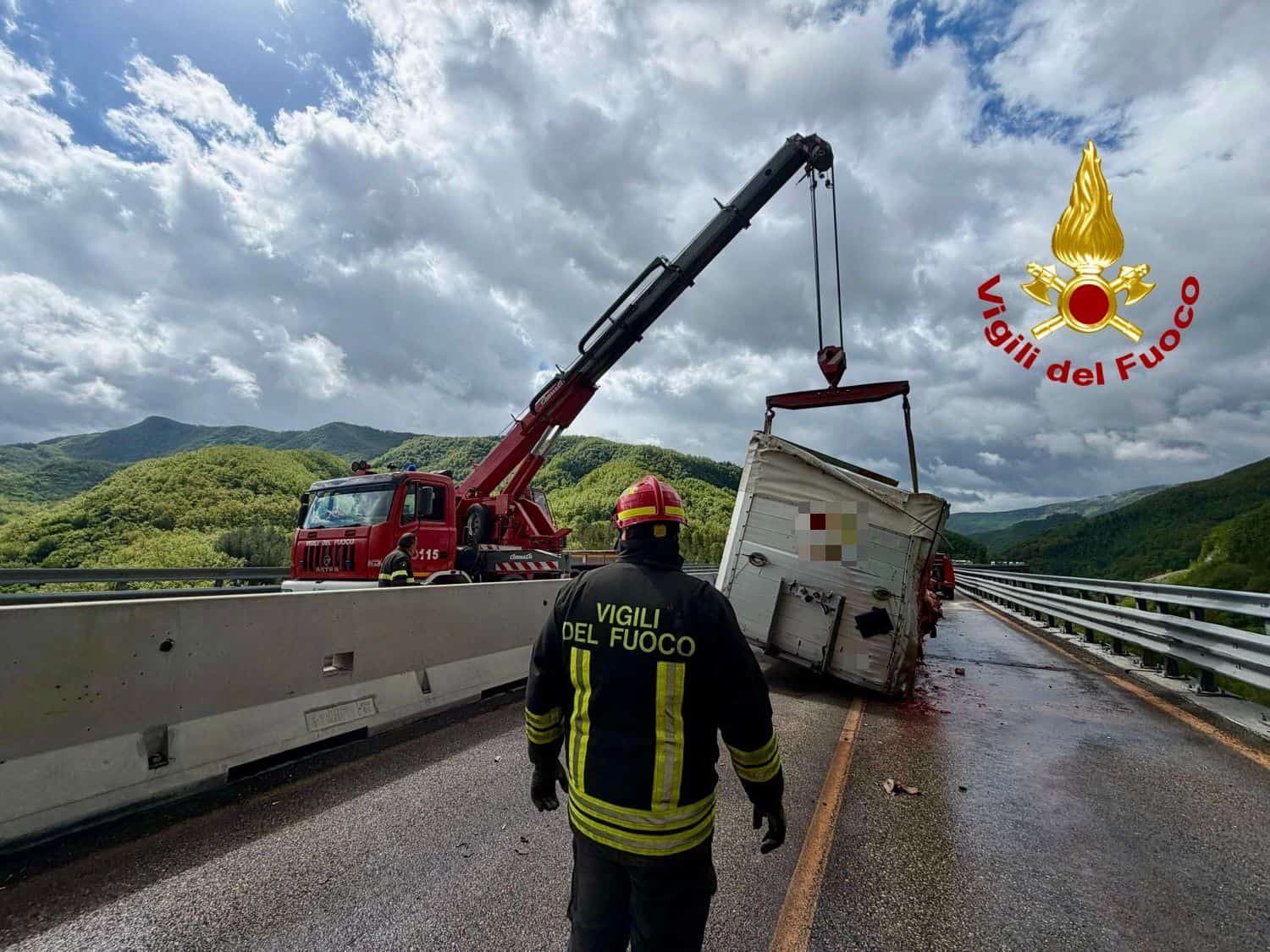 vvf-incidente-e45-feriti