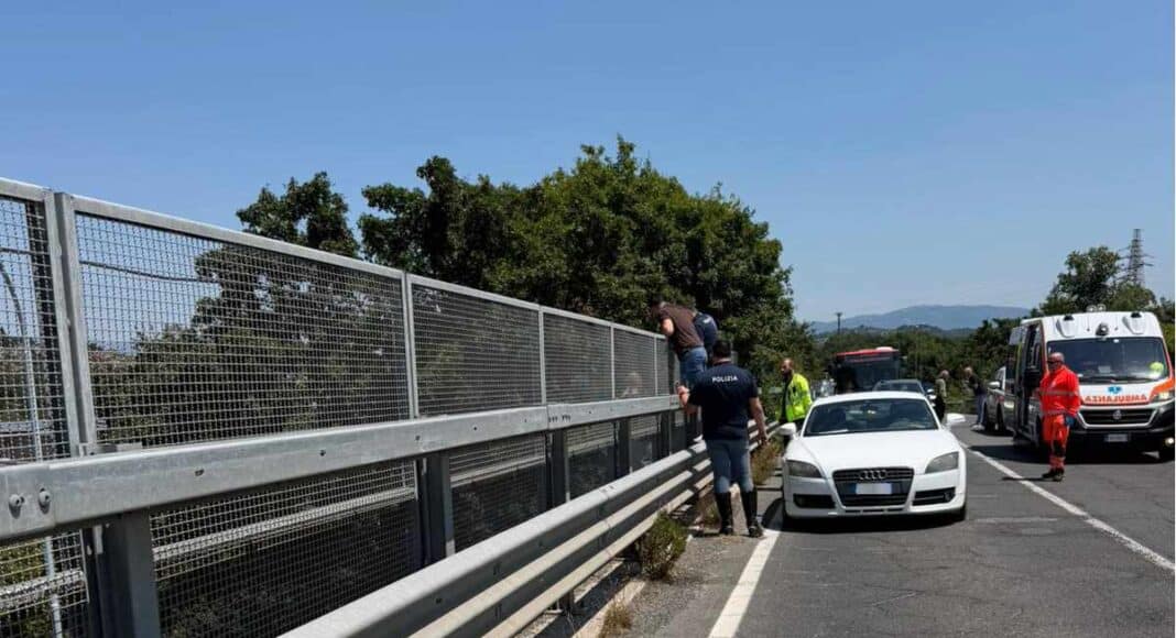 arezzo-tentativo-suicidio-polstrada-battifolle