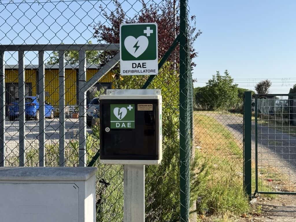 Castiglion Fiorentino: due nuovi defibrillatori nella zona artigianale