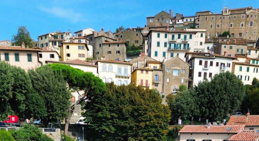 Cortona scale mobili