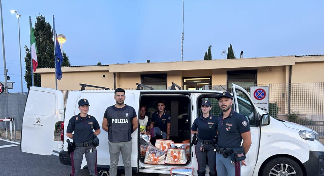 La Stradale di Arezzo sequestra 57 Kg di Hashish in autostrada